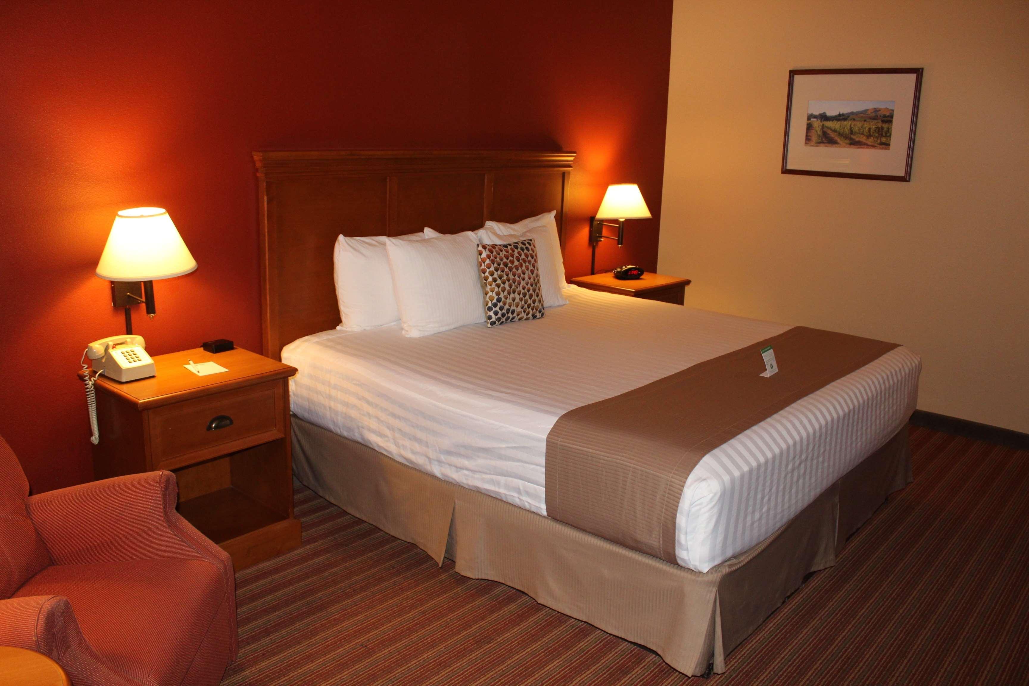 Best Western Plus The Inn At Horse Heaven Prosser Extérieur photo