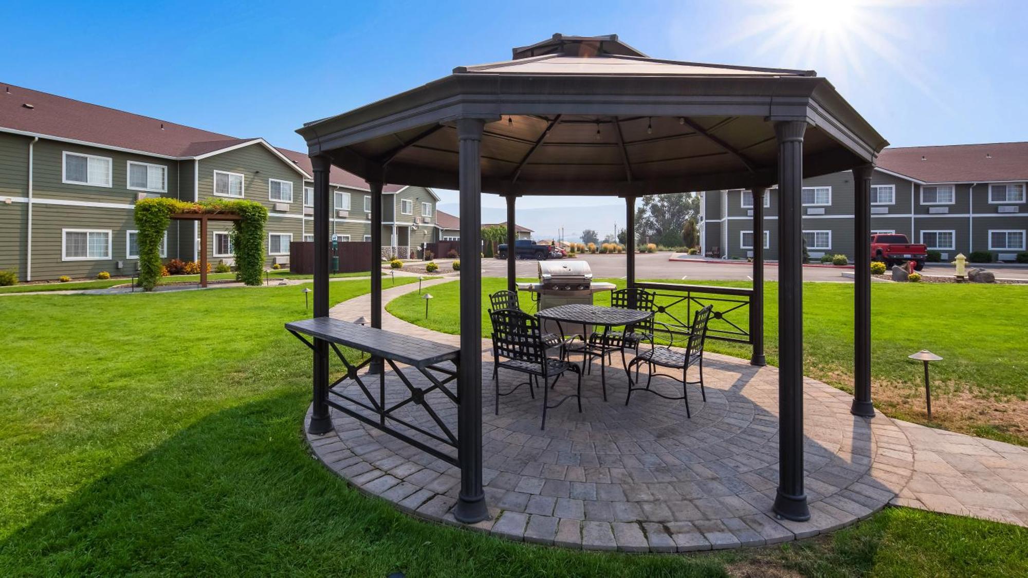 Best Western Plus The Inn At Horse Heaven Prosser Extérieur photo